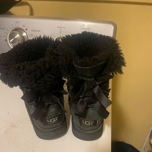 Girls size 3 Ugg boots